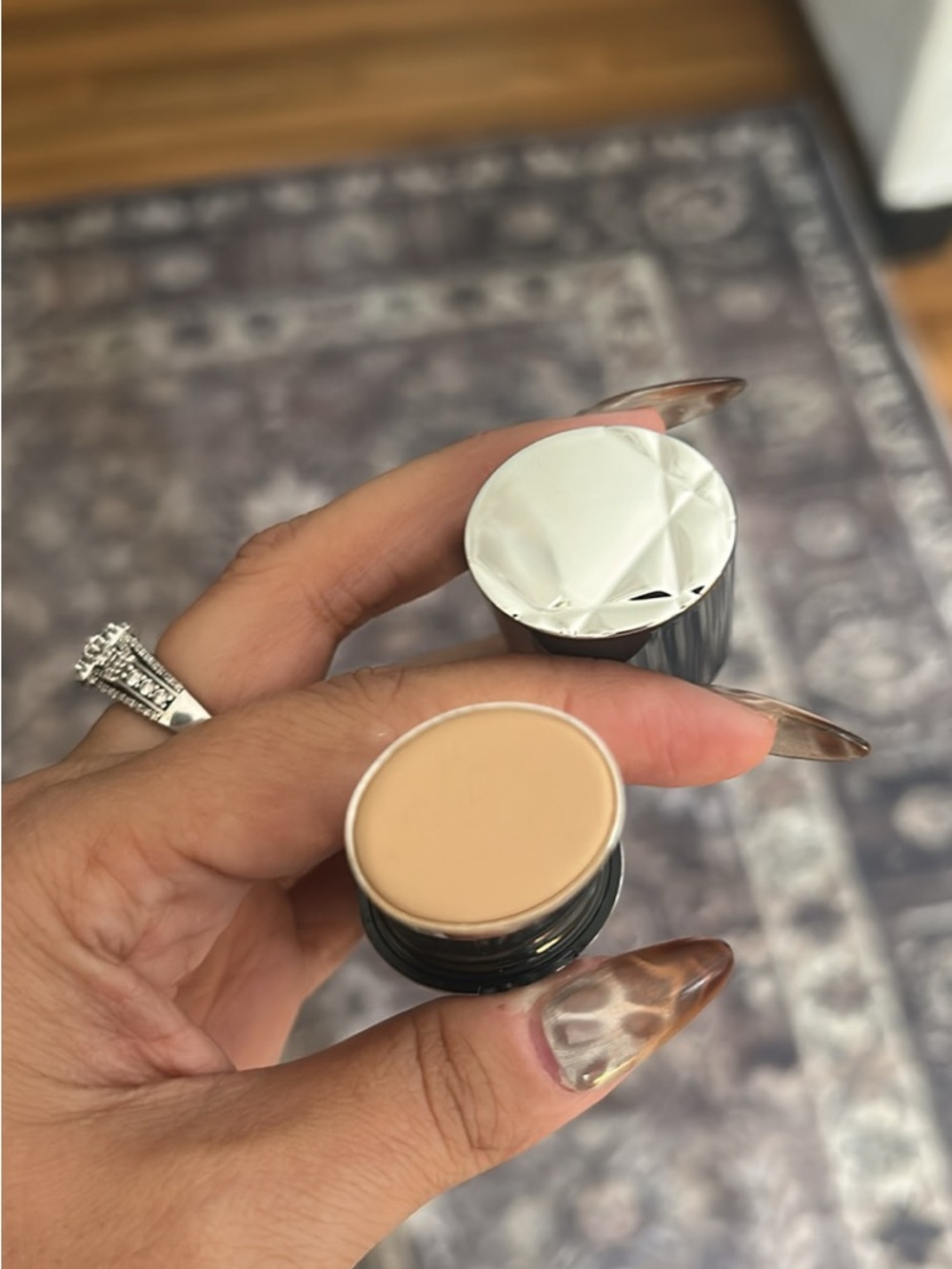 Dior Foundation Stick in Warm Beige (Black & Cream Packaging) - Picture 4 of 4